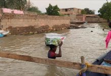 “الهجرة الدولية”: نزوح 100 أسرة بسبب الفيضانات "الهجرة الدولية": نزوح 100 أسرة بسبب الفيضانات