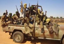 الطاهر حجر يتلقى صفعة مؤلمة من قواته الطاهر حجر يتلقى صفعة مؤلمة من قواته