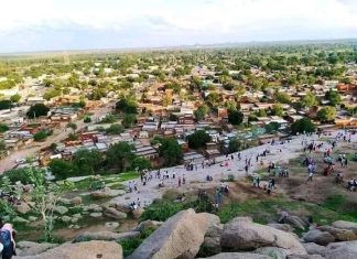 قصف مدفعي في الدلنج يسفر عن قتلى وجرحى أطفال قصف مدفعي في الدلنج يسفر عن قتلى وجرحى أطفال