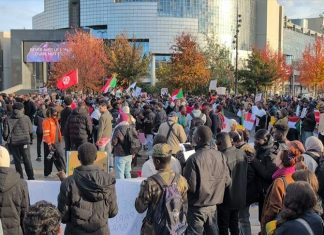 باريس.. متظاهرون ينددون بـ”مجازر الدعم السريع” في السودان باريس.. متظاهرون ينددون بـ"مجازر الدعم السريع" في السودان