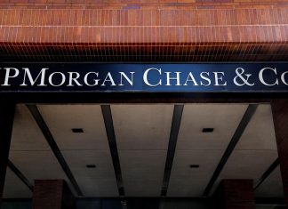 كيف تستخدم كبريات شركات المال الذكاء الاصطناعي؟ كيف تستخدم كبريات شركات المال الذكاء الاصطناعي؟