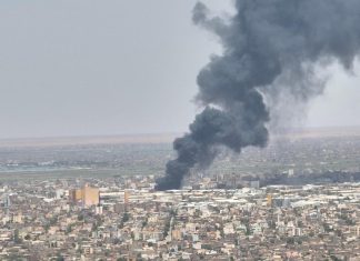 دوي انفجارات قرب الخرطوم وتحليق مسيّرات فوق عطبرة دوي انفجارات قرب الخرطوم وتحليق مسيّرات فوق عطبرة