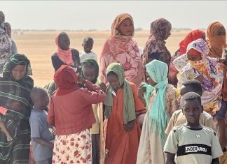 وزير سوداني: “الدعم السريع” تسبب كارثة بالفاشر وزير سوداني: "الدعم السريع" تسبب كارثة بالفاشر