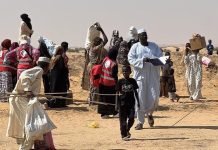 مسؤولة سودانية للأناضول: آلاف النازحين بحاجة لمساعدات عاجلة مسؤولة سودانية للأناضول: آلاف النازحين بحاجة لمساعدات عاجلة