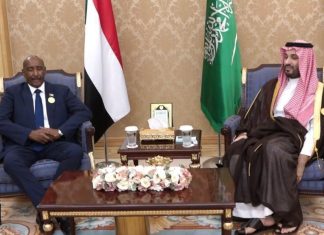 البرهان يتلقى وعدًا من بن سلمان بشأن الإمارات البرهان يتلقى وعدًا من بن سلمان بشأن الإمارات