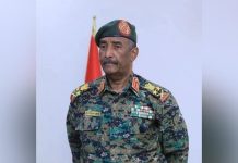 البرهان: أسباب فرار المواطنين من مناطق الدعم السريع البرهان: أسباب فرار المواطنين من مناطق الدعم السريع