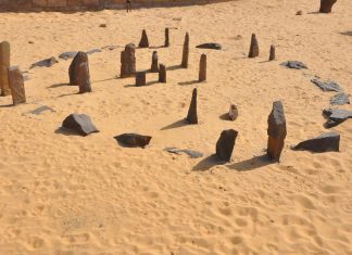 “نبتة بلايا”.. هل بنى المصريون مرصدا فلكيا قبل 7000 سنة؟ "نبتة بلايا".. هل بنى المصريون مرصدا فلكيا قبل 7000 سنة؟