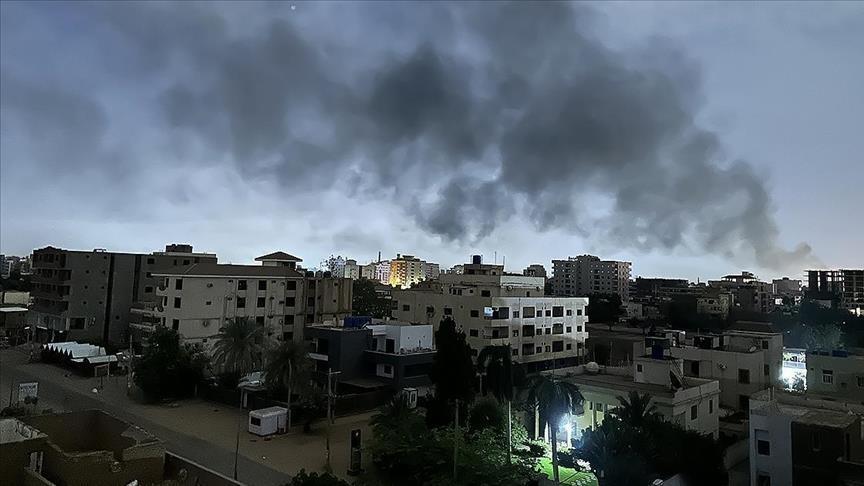 قتيل و4 جرحى بقصف مسيرة محطة ضخ نفط بولاية النيل الأبيض قتيل و4 جرحى بقصف مسيرة محطة ضخ نفط بولاية النيل الأبيض