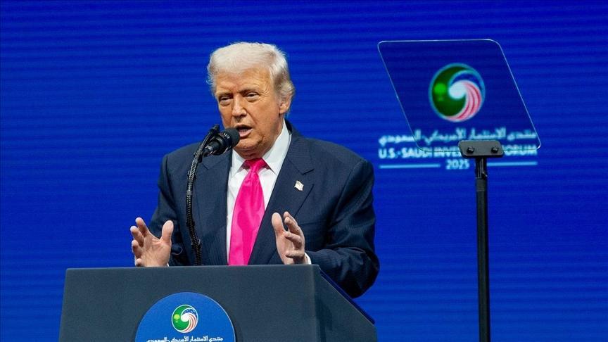 ترامب: سنبدأ النظر في تسوية النزاع بالسودان ترامب: سنبدأ النظر في تسوية النزاع بالسودان