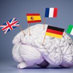 تعدد اللغات يبطئ الشيخوخة ويحمي الدماغ تعدد اللغات يبطئ الشيخوخة ويحمي الدماغ