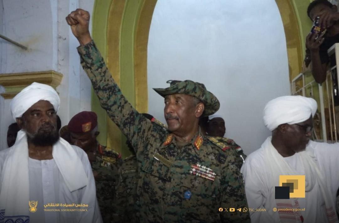 البرهان يحدد مسار السودان بعد مبادرة ترامب وبن سلمان البرهان يحدد مسار السودان بعد مبادرة ترامب وبن سلمان