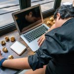 “النعاس النهاري” وتأثيره على الإنتاجية والصحة النفسية "النعاس النهاري" وتأثيره على الإنتاجية والصحة النفسية