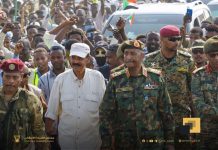 أفورقي في السودان: زيارة مفاجئة واستقبال حاشد أفورقي في السودان: زيارة مفاجئة واستقبال حاشد