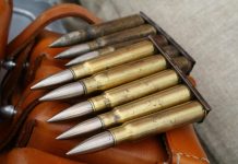 علماء صينيون يصنعون أليافًا مقاومة للرصاص علماء صينيون يصنعون أليافًا مقاومة للرصاص