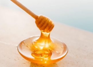 عسل بنكهة الشوكولاتة.. اختراق غذائي تقوده الفيزياء عسل بنكهة الشوكولاتة.. اختراق غذائي تقوده الفيزياء