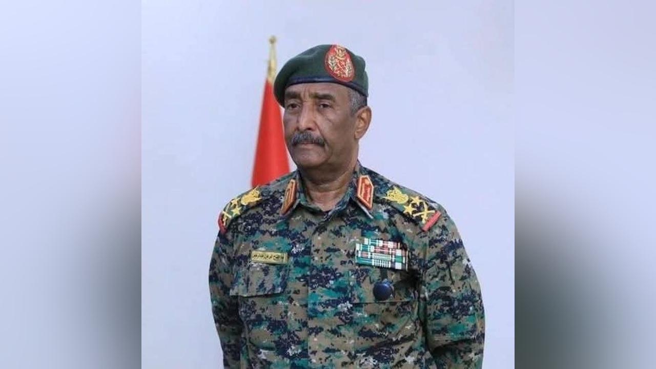 البرهان يعلق على تظاهرات دعم القوات المسلحة البرهان يعلق على تظاهرات دعم القوات المسلحة