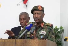 البرهان يقرر استخراج الأوراق الثبوتية للسودانيين البرهان يقرر استخراج الأوراق الثبوتية للسودانيين