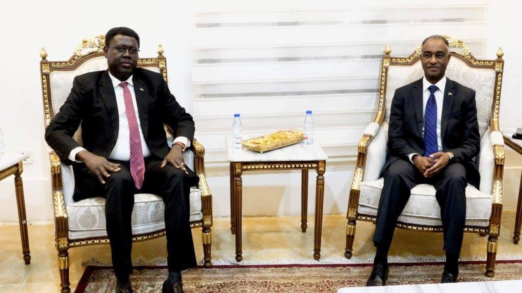 اتفاق بين السودان وجنوب السودان بعد أزمة هجليج اتفاق بين السودان وجنوب السودان بعد أزمة هجليج