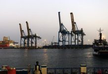 وزير الطاقة يتفقد مدينة سواكن وزير الطاقة يتفقد مدينة سواكن