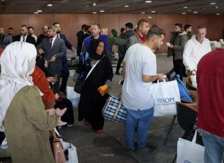 وصول 32 سوريًا في أول طائرة إجلاء من السودان وصول 32 سوريًا في أول طائرة إجلاء من السودان