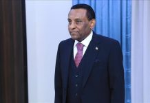 إدريس: مبادرة السلام السودانية أكدت للعالم أننا دعاة سلام إدريس: مبادرة السلام السودانية أكدت للعالم أننا دعاة سلام