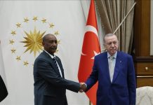 أردوغان والبرهان يبحثان العلاقات الثنائية والمستجدات أردوغان والبرهان يبحثان العلاقات الثنائية والمستجدات