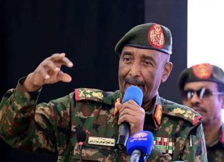 البرهان: الشعب السوداني لن يُهزم وسيقود العالم البرهان: الشعب السوداني لن يُهزم وسيقود العالم