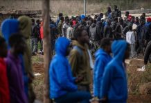 السودان يشدد على ترحيل الأجانب واللاجئين المخالفين للإقامة السودان يشدد على ترحيل الأجانب واللاجئين المخالفين للإقامة