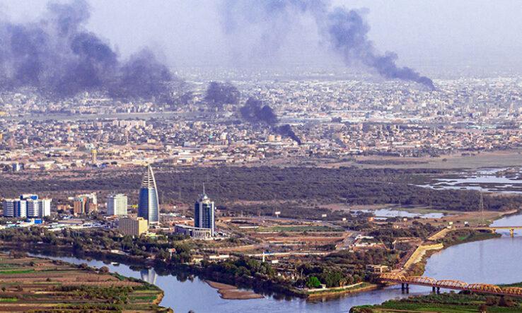 الحرب أفقدت السودان 80% من إيراداته.. وزير المالية يكشف التفاصيل الحرب أفقدت السودان 80% من إيراداته.. وزير المالية يكشف التفاصيل