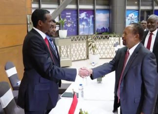 محاكمة حميدتي وحمدوك و200 متهمًا محاكمة حميدتي وحمدوك و200 متهمًا