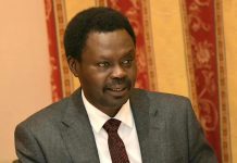 حاكم إقليم دارفور للجزيرة نت: نخشى من أجندة سرية وراء الهدنة حاكم إقليم دارفور للجزيرة نت: نخشى من أجندة سرية وراء الهدنة