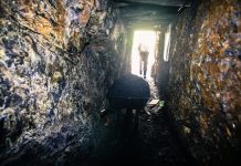 ارتفاع حصيلة انهيار منجم للذهب بالسودان إلى 13 قتيلا ارتفاع حصيلة انهيار منجم للذهب بالسودان إلى 13 قتيلا