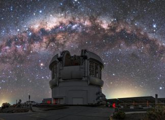 سماء مرصد جيميني في تشيلي.. حيث تتشابك النجوم وتتحدث سماء مرصد جيميني في تشيلي.. حيث تتشابك النجوم وتتحدث