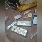 ضبط سبائك من الذهب والفضة بحوزة رجل داخل حي بمدينة عطبرة ضبط سبائك من الذهب والفضة بحوزة رجل داخل حي بمدينة عطبرة