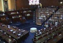 كيف علّق السودانيون على مشاورات تشكيل برلمان انتقالي؟ كيف علّق السودانيون على مشاورات تشكيل برلمان انتقالي؟