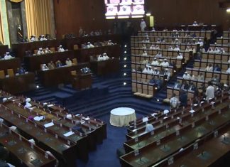 كيف علّق السودانيون على مشاورات تشكيل برلمان انتقالي؟ كيف علّق السودانيون على مشاورات تشكيل برلمان انتقالي؟