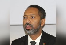 خالد عمر يتحدى البرهان بشأن منعه من العودة للسودان خالد عمر يتحدى البرهان بشأن منعه من العودة للسودان