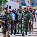 البرهان يحدد شروط الهدنة لأهل الفاشر ويحذر البرهان يحدد شروط الهدنة لأهل الفاشر ويحذر