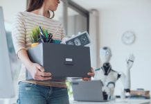 النساء الأكثر عرضة لفقدان وظائفهن بسبب الذكاء الاصطناعي النساء الأكثر عرضة لفقدان وظائفهن بسبب الذكاء الاصطناعي