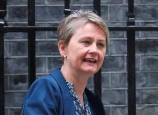 بريطانيا تهاجم الدعم السريع وتستنكر قصف الأغذية بريطانيا تهاجم الدعم السريع وتستنكر قصف الأغذية