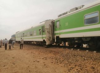 قطار ركاب يتجه للخرطوم يخرج عن مساره لأول مرة قطار ركاب يتجه للخرطوم يخرج عن مساره لأول مرة