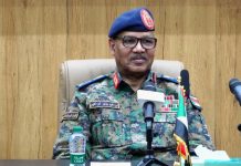 البرهان يحل لجنة عودة مواطني الخرطوم ويحول صلاحياتها البرهان يحل لجنة عودة مواطني الخرطوم ويحول صلاحياتها