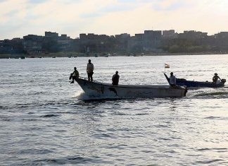 “أطباء السودان”: مصرع 15 شخصا في غرق مركب بالنيل "أطباء السودان": مصرع 15 شخصا في غرق مركب بالنيل