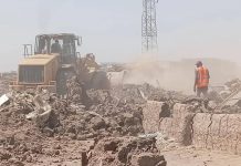 إزالة مئات المنازل العشوائية في جنوب الخرطوم إزالة مئات المنازل العشوائية في جنوب الخرطوم