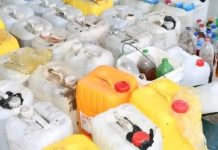 ضبط مصانع للخمور ومئات الزجاجات في شرق السودان ضبط مصانع للخمور ومئات الزجاجات في شرق السودان