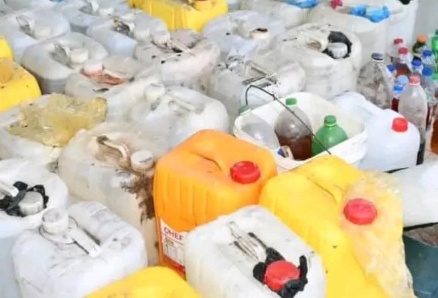 ضبط مصانع للخمور ومئات الزجاجات في شرق السودان ضبط مصانع للخمور ومئات الزجاجات في شرق السودان