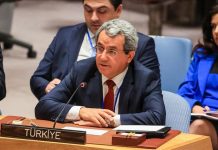 تركيا تعبر عن قلقها البالغ إزاء تردي الوضع الإنساني بالسودان تركيا تعبر عن قلقها البالغ إزاء تردي الوضع الإنساني بالسودان