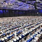 لبنان يدخل سباق غينيس بأطول مائدة إفطار رمضانية في العالم لبنان يدخل سباق غينيس بأطول مائدة إفطار رمضانية في العالم