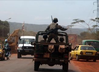 تشاد تغلق حدودها مع السودان “حتى إشعار آخر” تشاد تغلق حدودها مع السودان "حتى إشعار آخر"