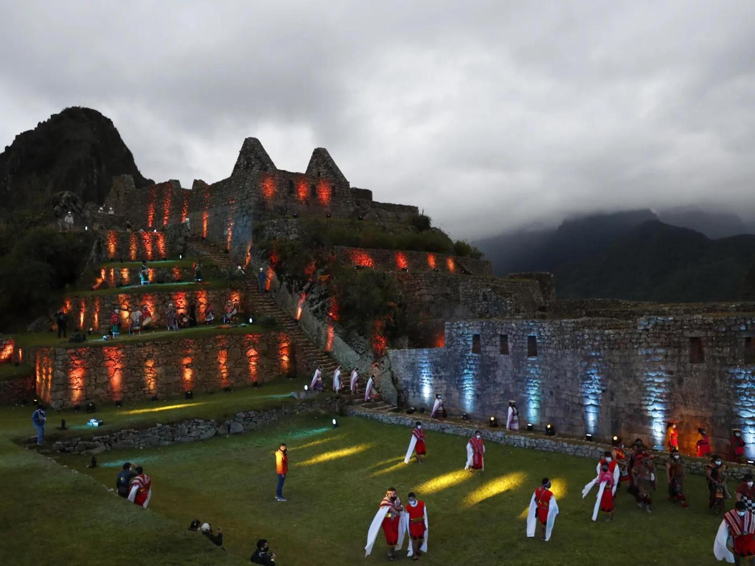 التصوير المقطعي المحوسب يكشف عن طقوس التصوير المقطعي المحوسب يكشف عن طقوس